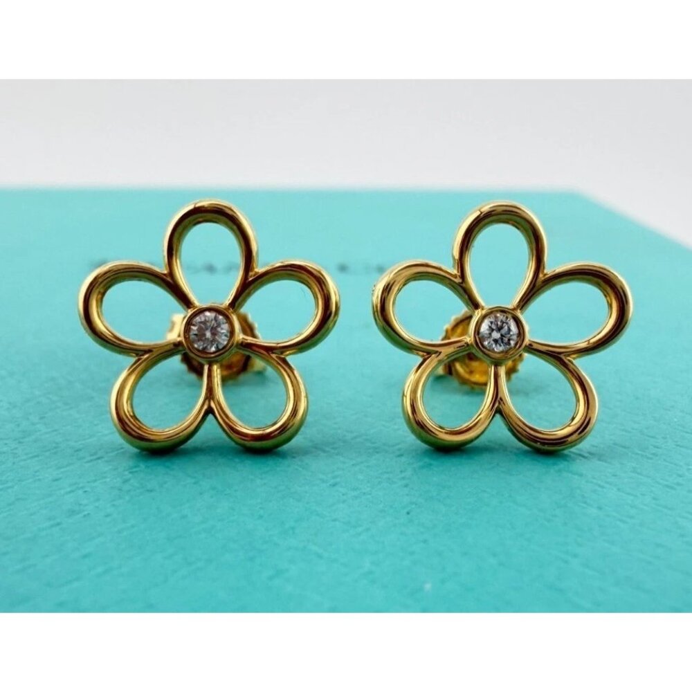 Tiffany & Co. 18k Garden Flower Stud Earrings with Diamond in Yellow Gold 2.2g